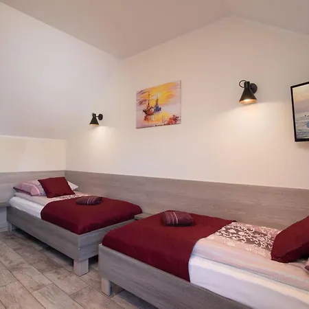 I Genaker 別荘 Jastrzębia Góra